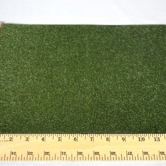 2021 Barbie Dreamhouse Replacement Part Lawn Grass Mat - Picture 2 of 3